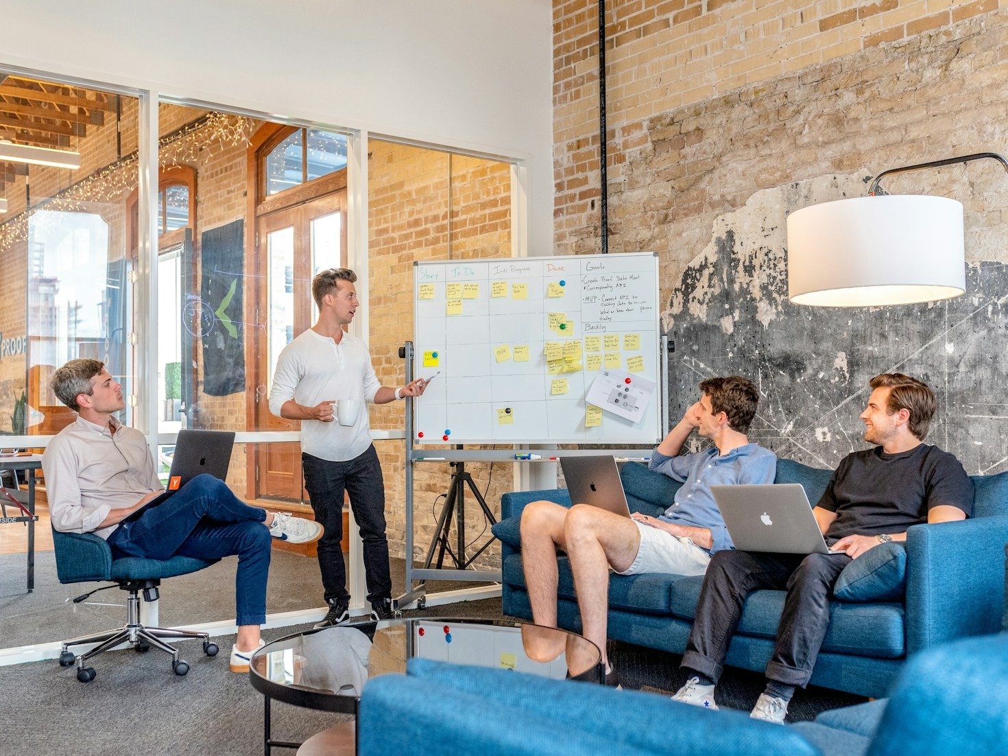 10 Steps to Transition Into Online Entrepreneurship